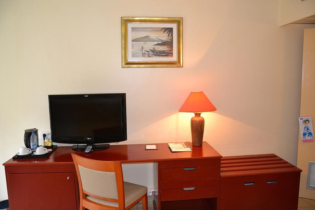 Hotel Sawa Дуала Екстериор снимка