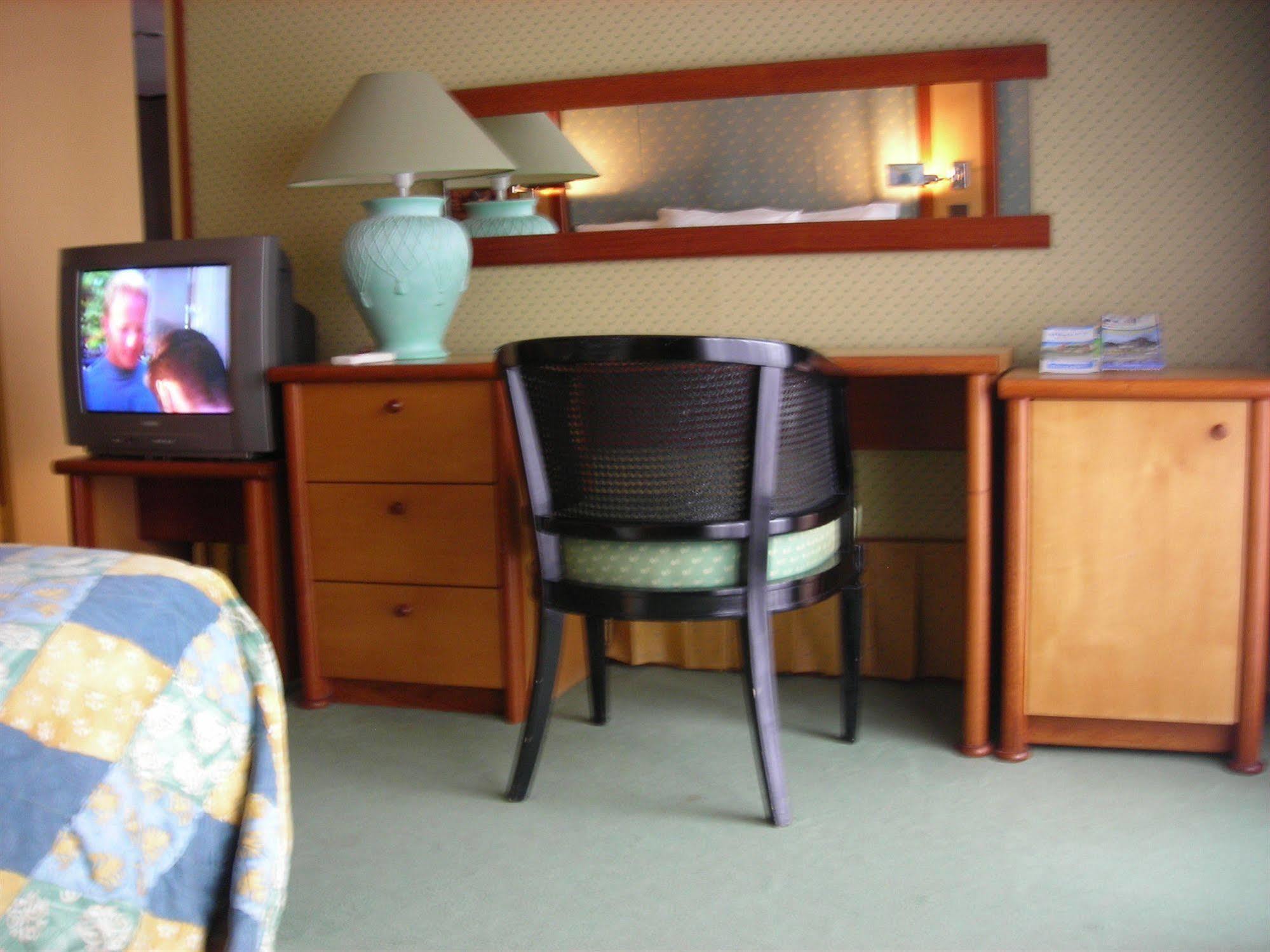 Hotel Sawa Дуала Екстериор снимка