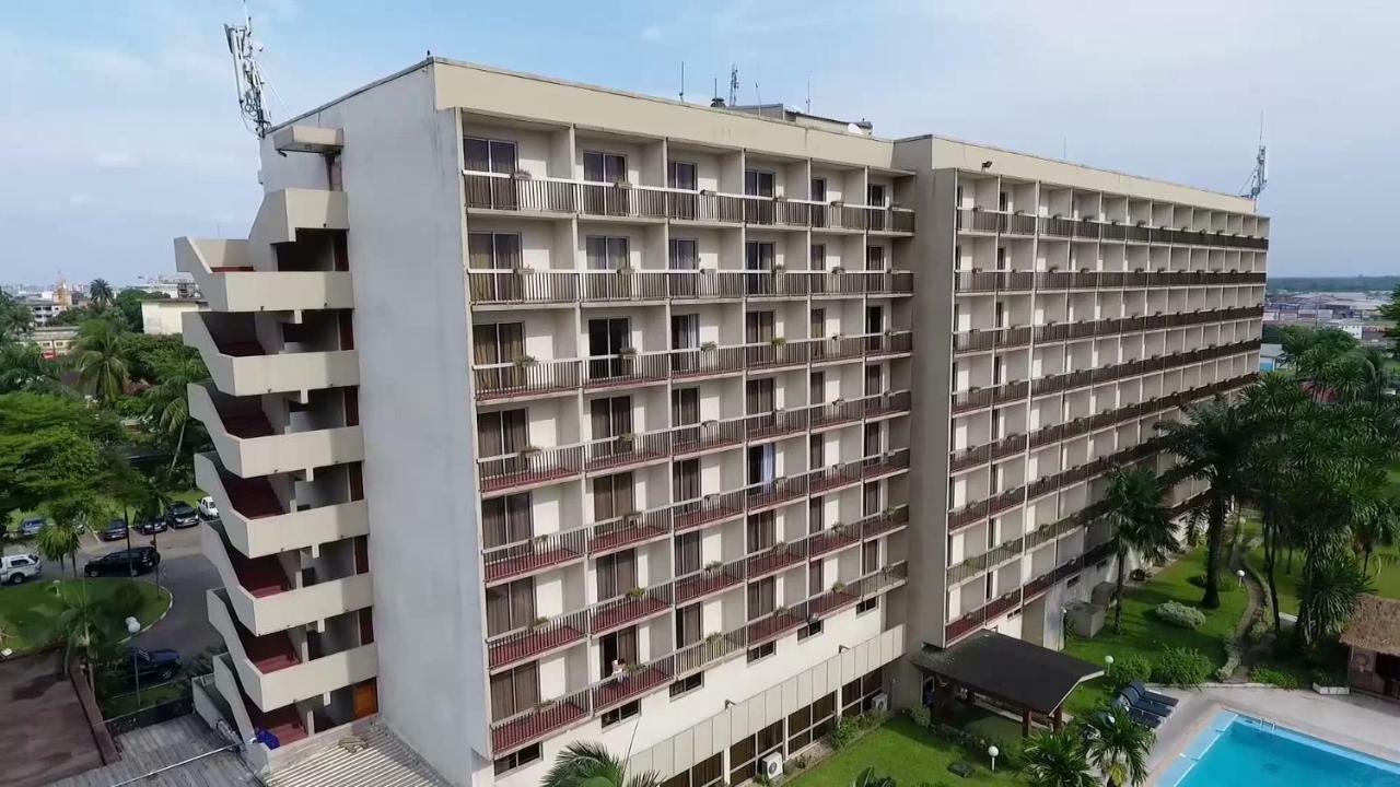 Hotel Sawa Дуала Екстериор снимка